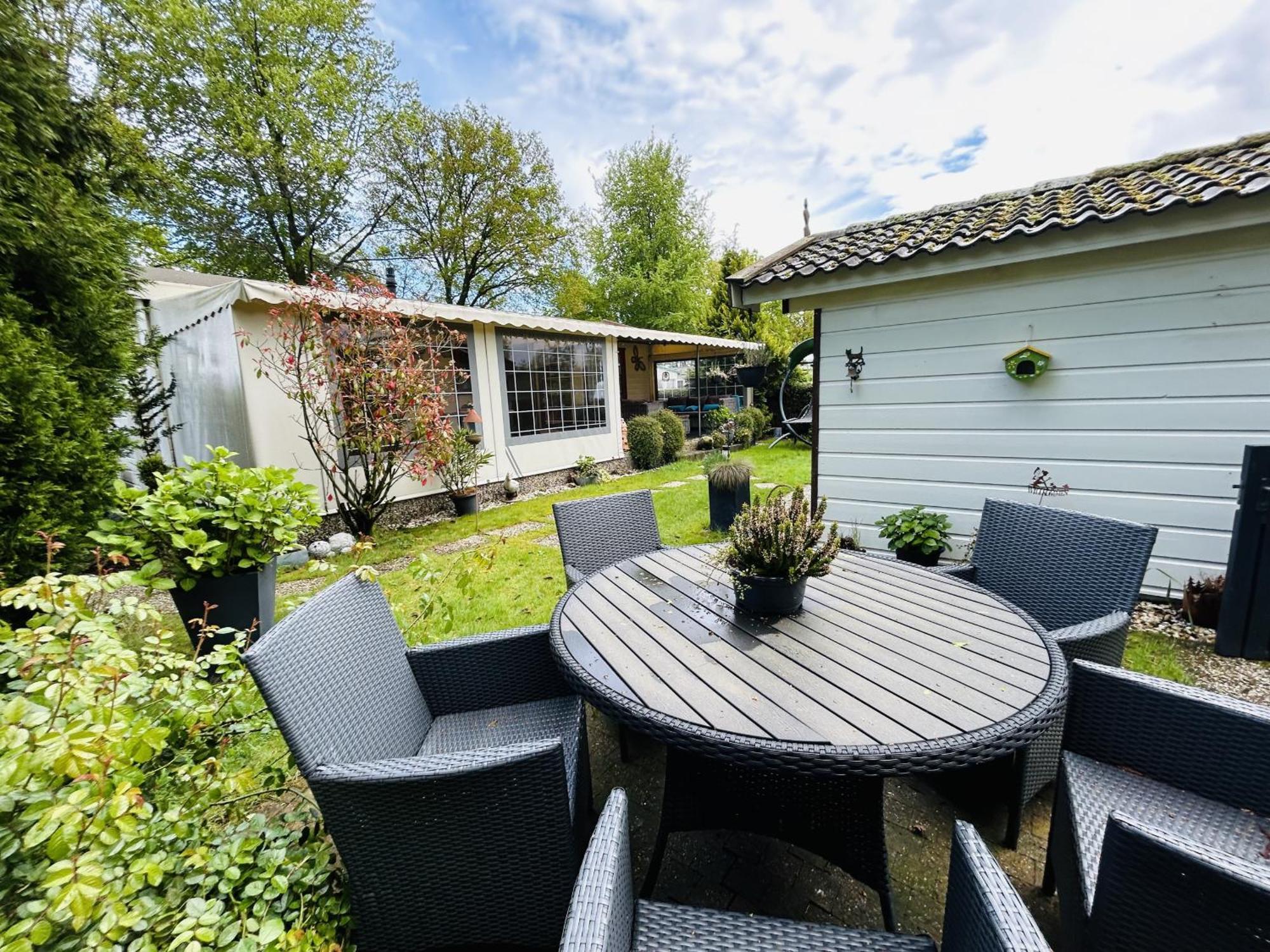 Vakantiepark Klein Vink - E11 Арсен Экстерьер фото